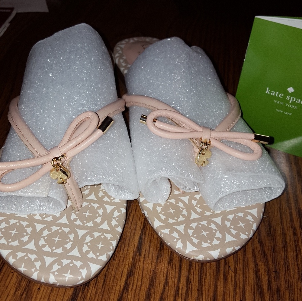 😊 SOLD 😊Kate Spade size 6m - Picture 2 of 4
